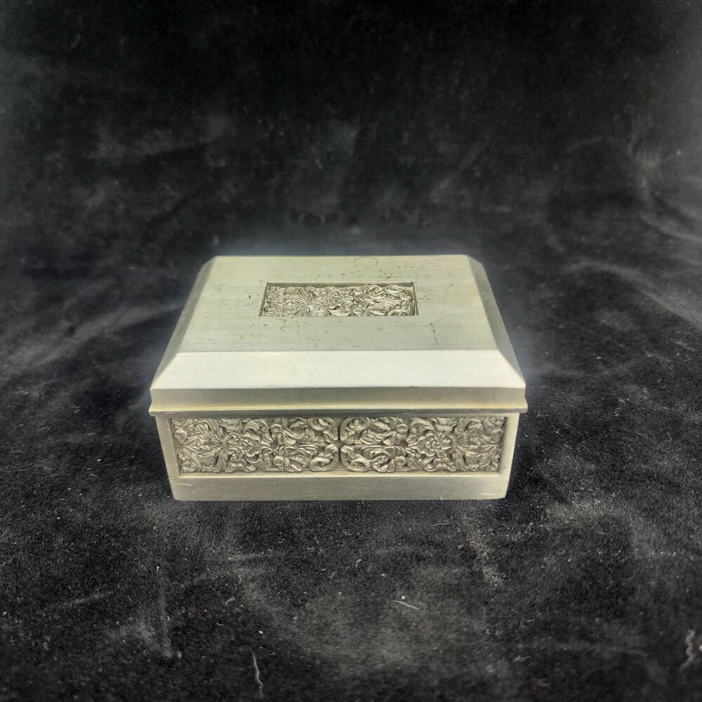 Trinket box Royal Selangor Classic Expressions Rectangle  pewter engraved - Picture 2 of 12